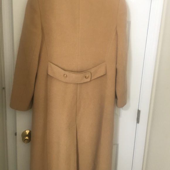 Bromley Single-Breasted Camel Hair Coat - Picture 3 of 4